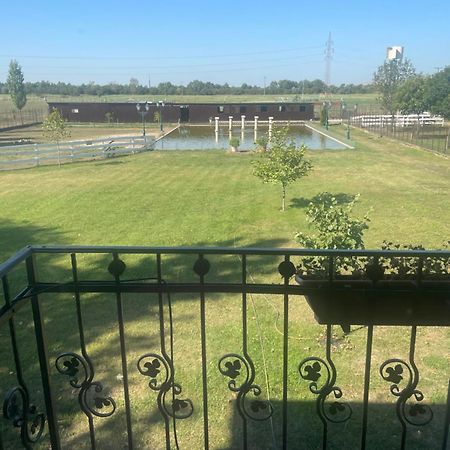 Kastélykert Fogadó Szeged Exterior foto